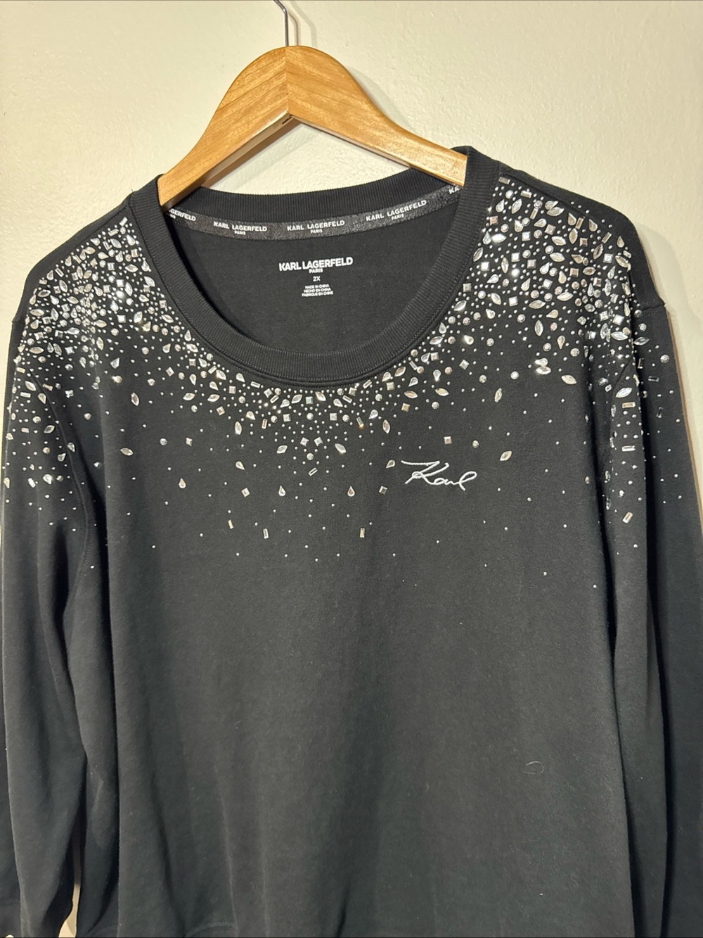 Karl Lagerfeld Black Sweatshirt with Silver Speckle Yoke - Picture 3 of 9